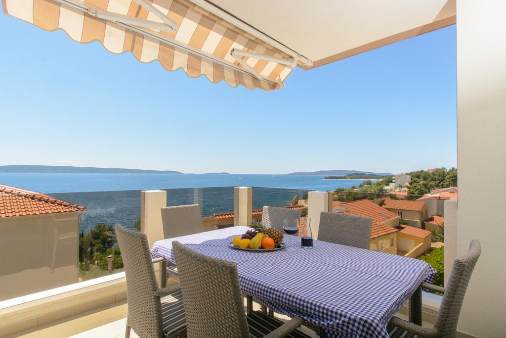 Apartments Villa Atlantis Trogir Exterior foto