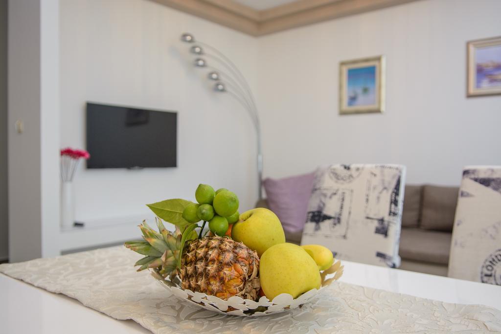 Apartments Villa Atlantis Trogir Exterior foto